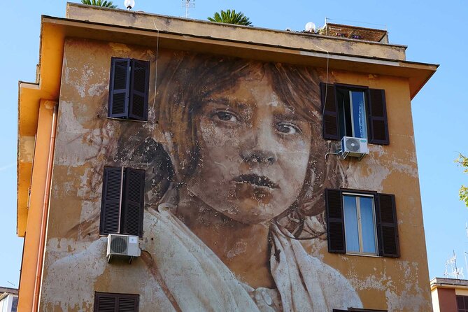 Street Art Tour of Rome - Walking logistics: meeting point and how to avoid start-time stress