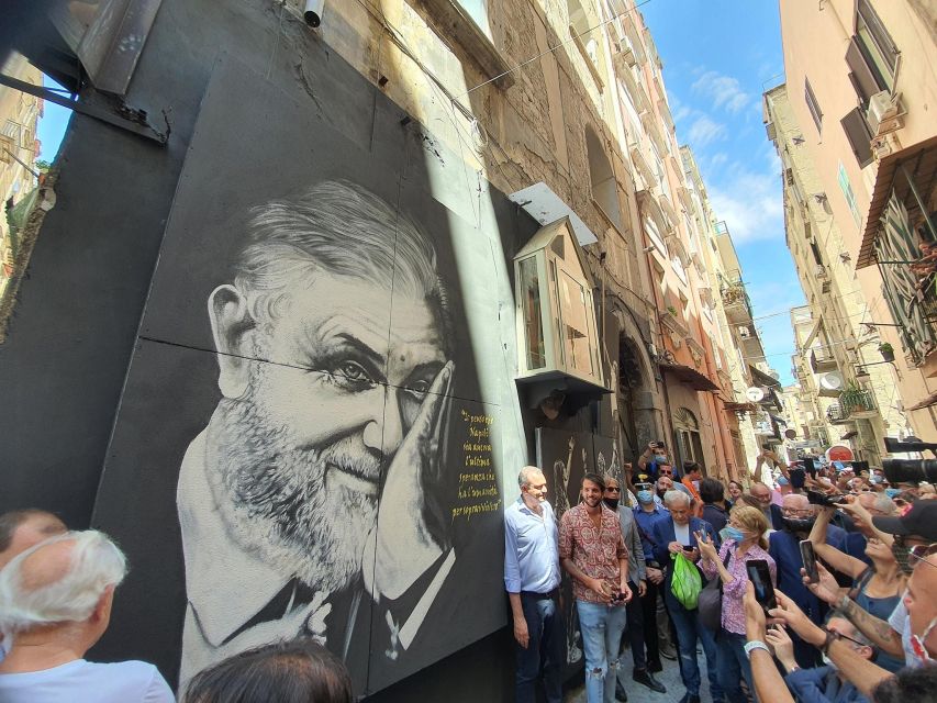 Street art tour of the Spanish Quarters & Maradona idol - Weather, timing, and how to protect your time