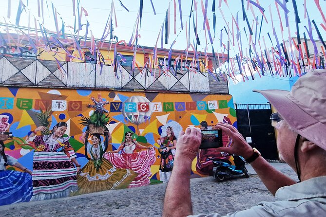 Street Art Tour With An Artist in Oaxaca - Stop 2: Parque Juárez El Llano as a Real Break (Not Just a Random Pause)