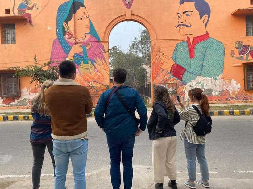 Street Art Walk with Chai & Snack - Price and value: what $29 buys you