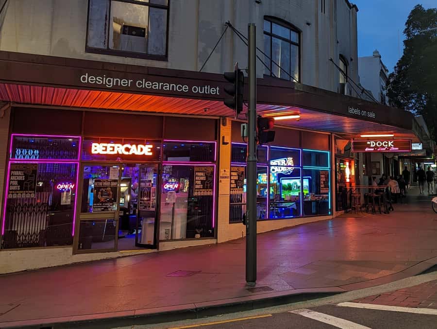 Sydney: Street Art & Small Bar Tour with Complimentary Drink - The street art storytelling: why it feels different than just looking at murals