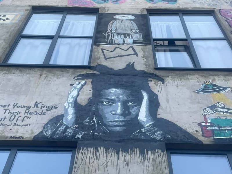 Tbilisi: Street Art and Graffiti Guided Walking Tour - How public transport helps you see more in less time