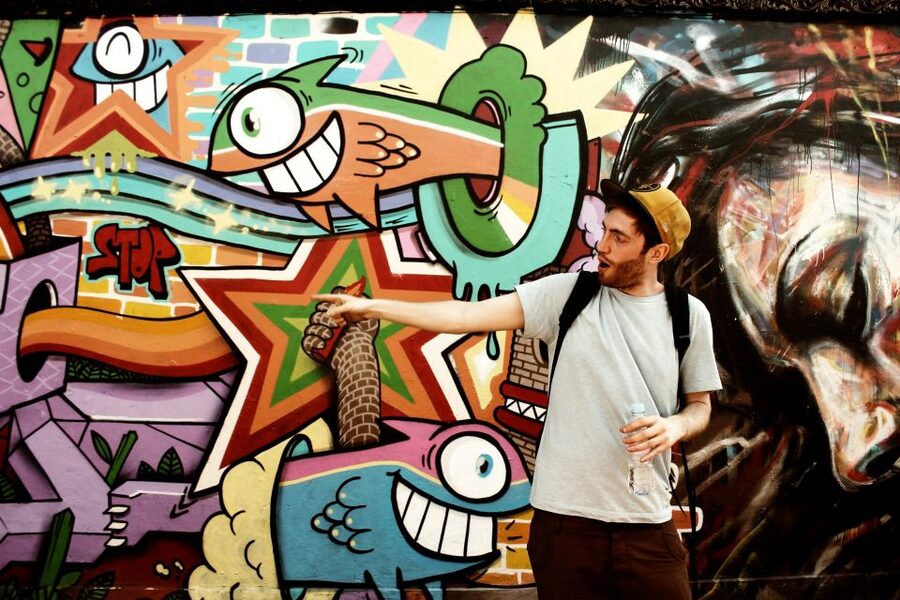 The Original London Street Art Tour (French) - Shoreditch’s alt scenes: where the route feels like a living gallery