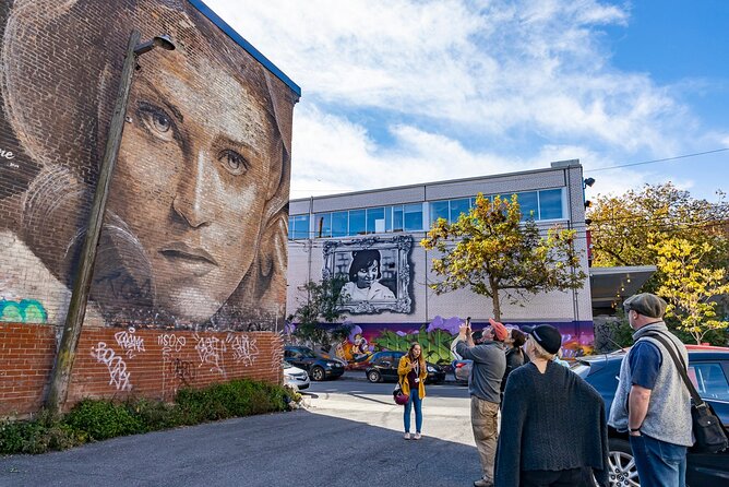 The Original Montreal Mural Arts Tour by Spade & Palacio - Guides make or break it: what the best ones do differently