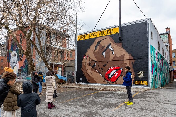 The Original Montreal Mural Arts Tour by Spade & Palacio - The tour flow: a zigzag walk that stays fun in 2 hours