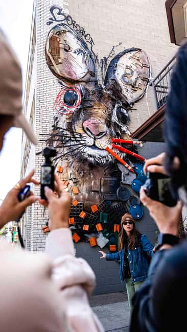 Toronto: Must Do NonTouristy Street Art Tour by local Artist - Key things I’d highlight before you book