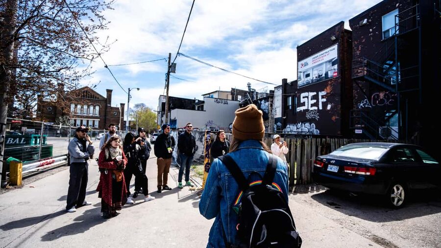 Toronto: Must Do NonTouristy Street Art Tour by local Artist - Food, bars, and more art: the cheat sheet you’ll actually use