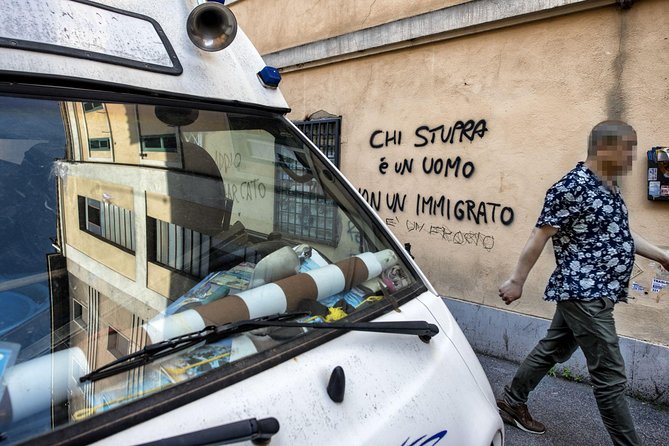 Torpignattara Photo Tour: melting pot, street art and politics - Key highlights to expect