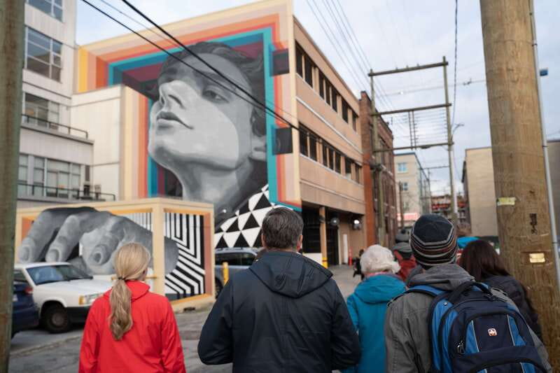 Vancouver: Street Art & Craft Coffee Walking Tour w/ Tasting - The 3-hour format: what the timing feels like