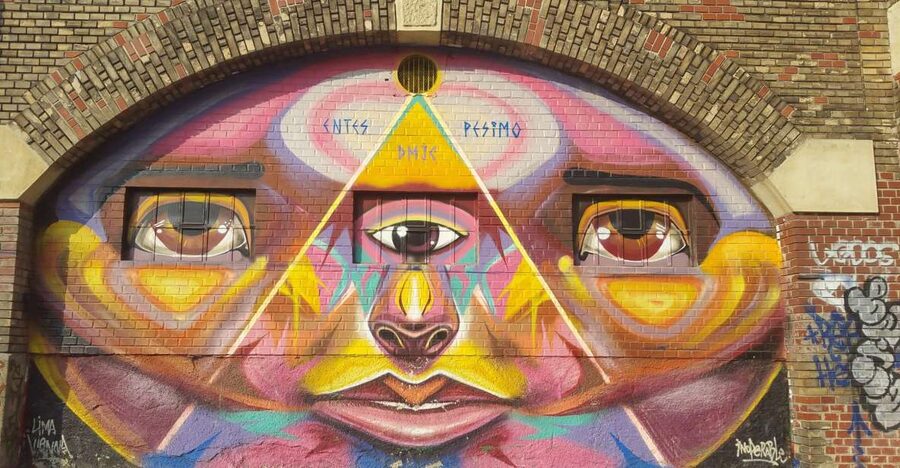 Vienna: 2-Hour Street Art Tour - Vienna at 6 PM: street art you see when the tourists fade