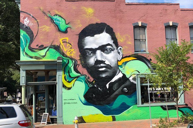 Would I Lie To You? Mural Walks - What the 2 hours and small group size mean for you