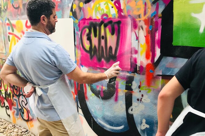Wynwood Graffiti Experience - Meeting at 413 NW 27th St and timing your Wynwood day