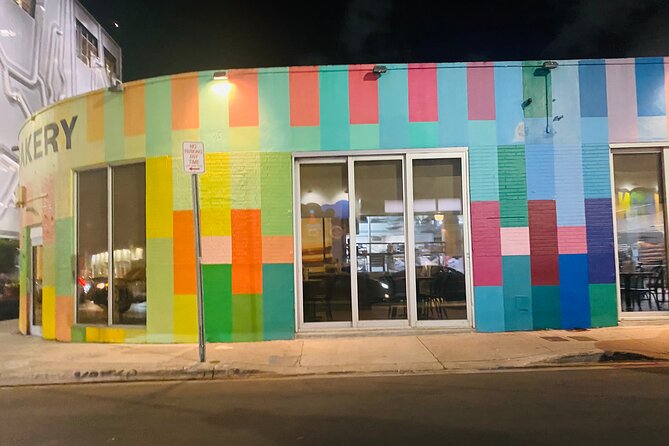 Wynwood Graffiti Golf Cart Tour After Dark - What it feels like on the cart ride: pacing, hearing, and group size