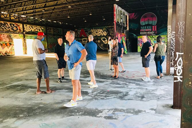 Wynwood Street Art Tour - Street Installations Between Galleries: What to Look For