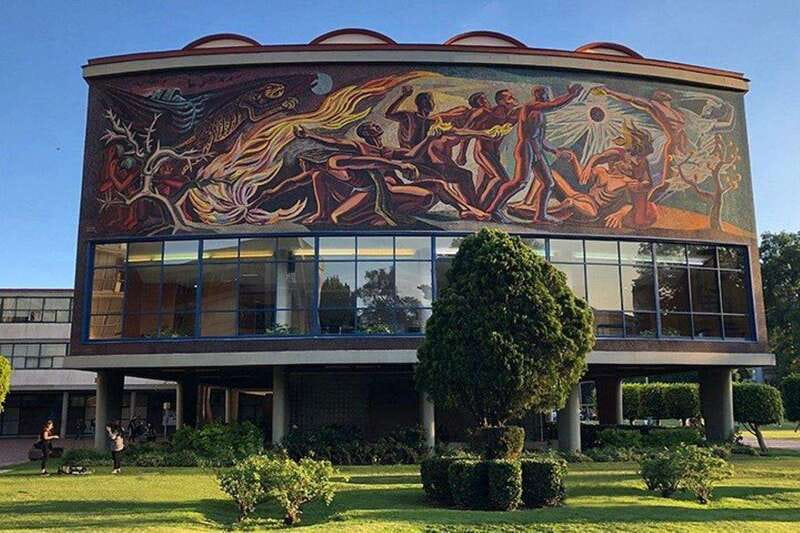 Xochimilco floating gardens, Coyoacan and UNAM murals - FAQ